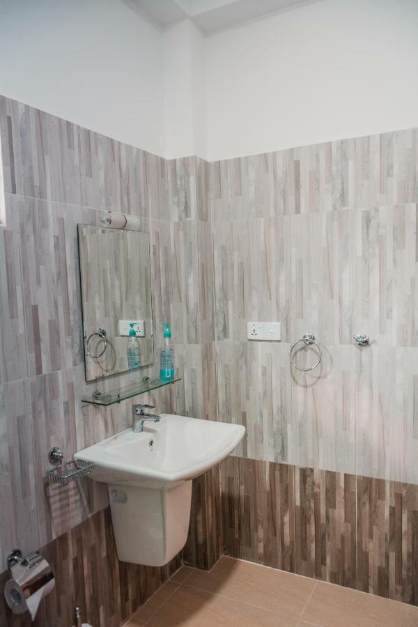 Guesthouse Bodensee Хіккадува Екстер'єр фото